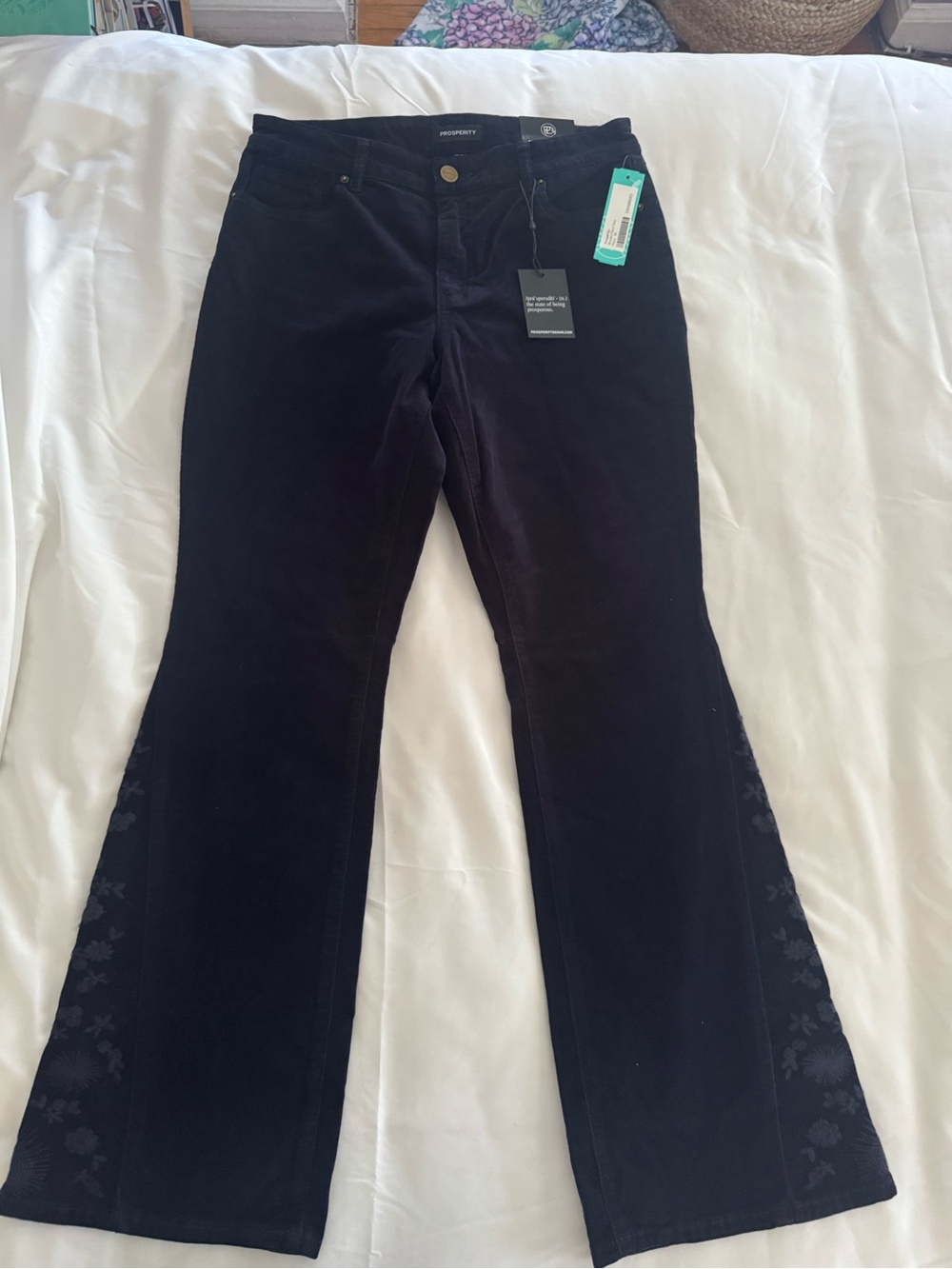 Women's Black Velvet Jeans - Classic High-Rise Style
